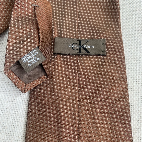 Men’s Calvin Klein 100% Silk Tie, made in USA - Picture 4 of 5